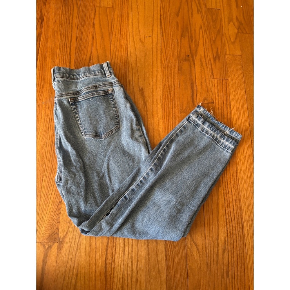 Jones New York Blue Distressed Straight Leg Classic Jeans Ripped Knee Size 6